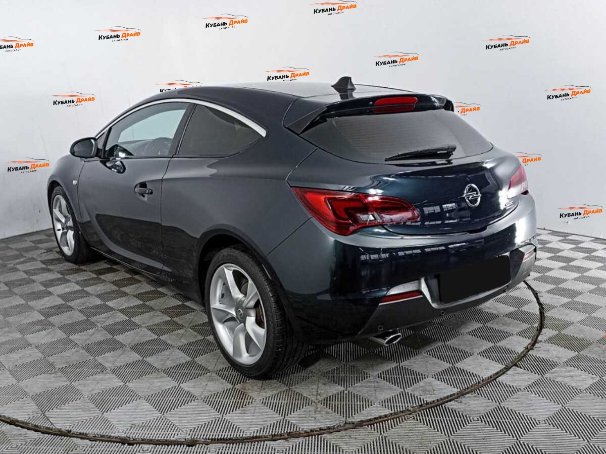 Opel Astra 2014 года с пробегом. Фото: #6