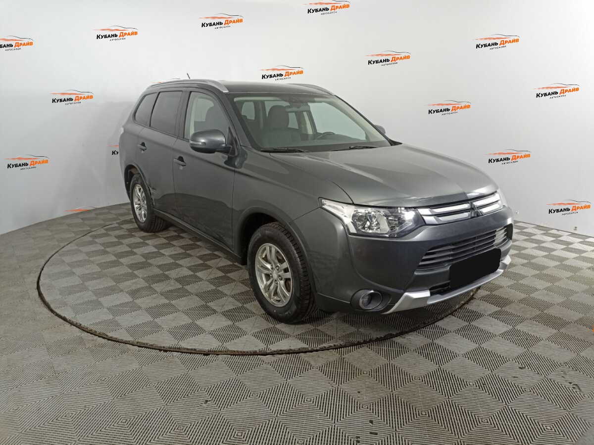 Mitsubishi Outlander 2014 года с пробегом. Фото: #2