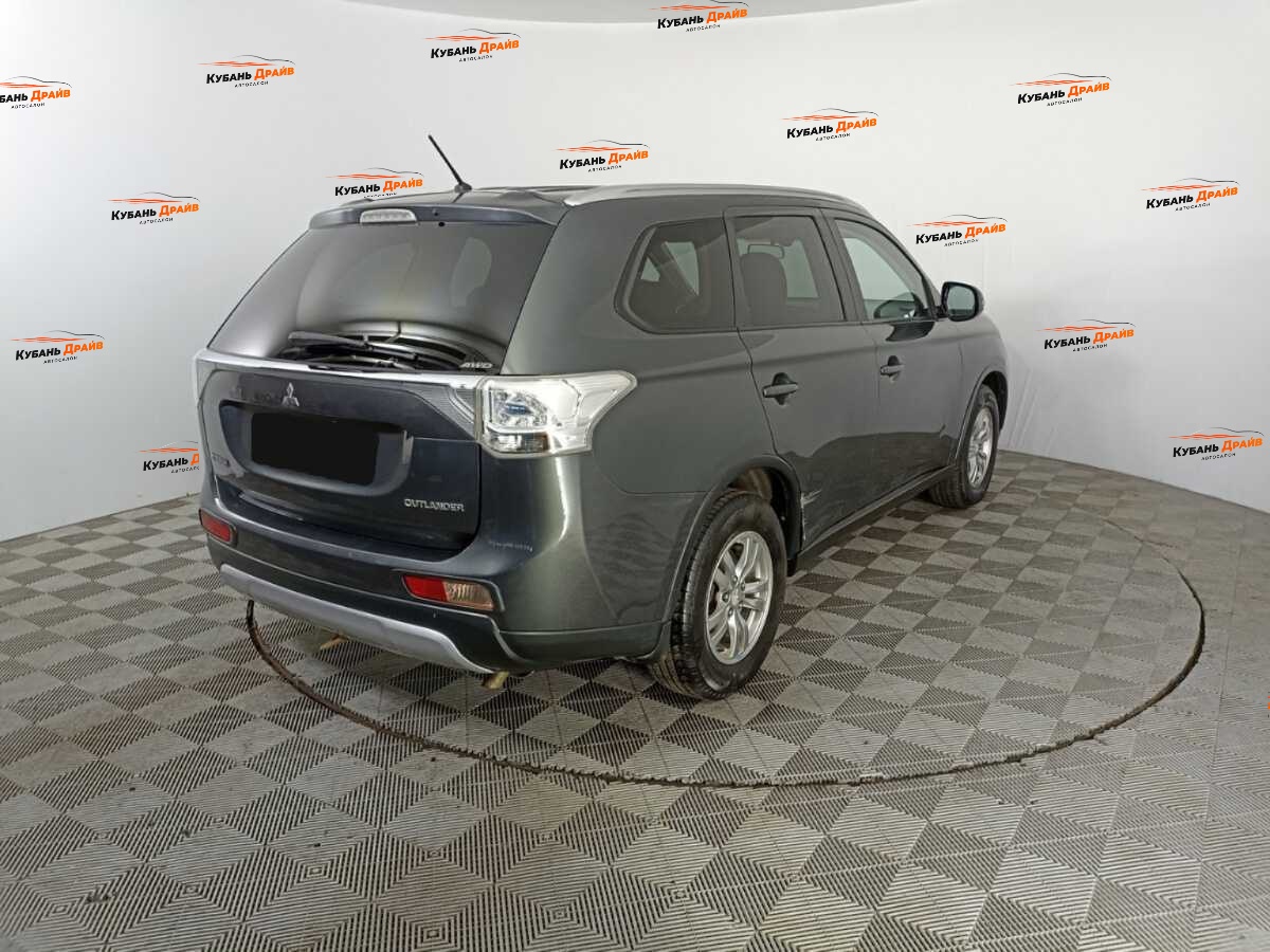 Mitsubishi Outlander 2014 года с пробегом. Фото: #4