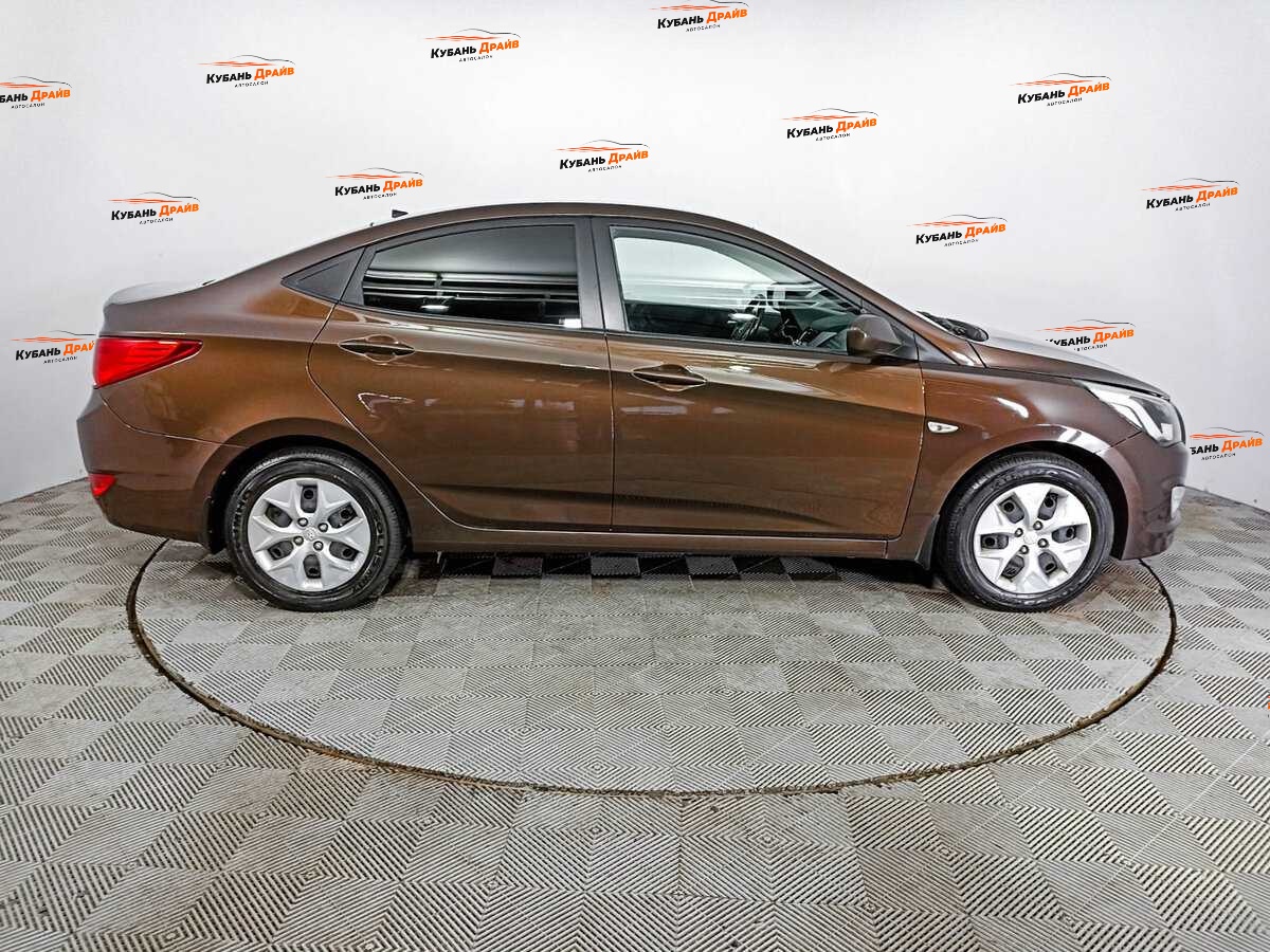 Hyundai Solaris 2015 года с пробегом. Фото: #3