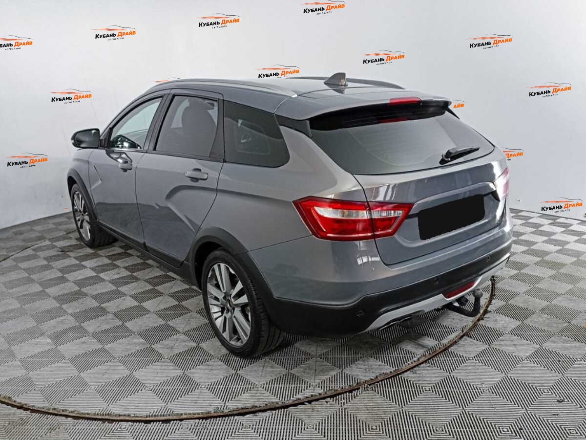 Lada (ВАЗ) Vesta 2017 года с пробегом. Фото: #6