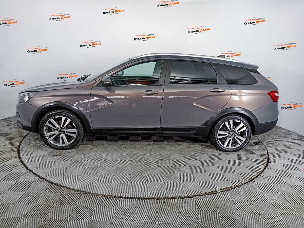 Lada (ВАЗ) Vesta 2017 года с пробегом. Фото: #7