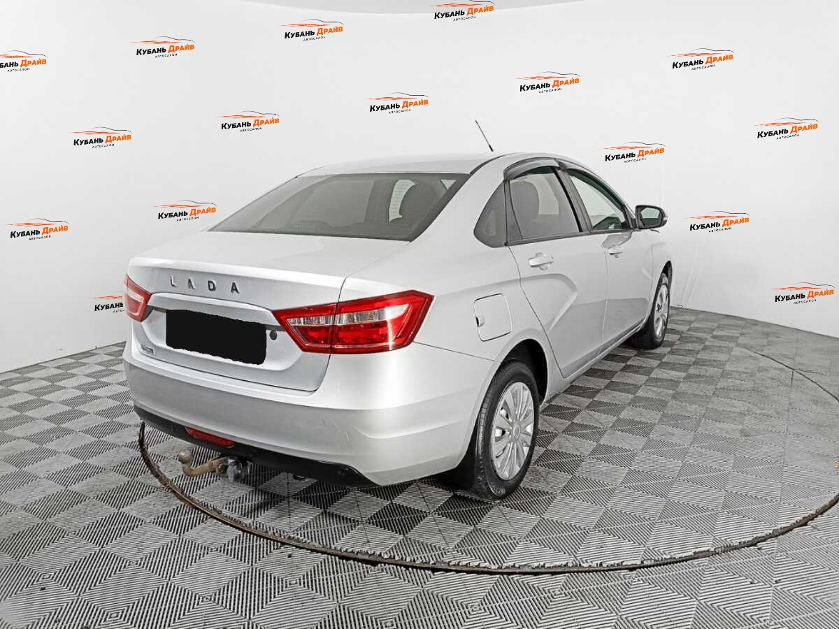 Lada (ВАЗ) Vesta 2017 года с пробегом. Фото: #4