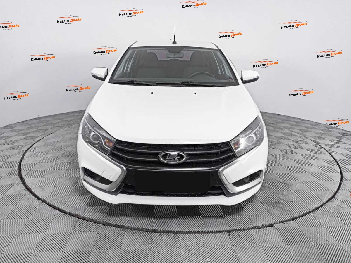 Lada (ВАЗ) Vesta 2017 года с пробегом. Фото: #1