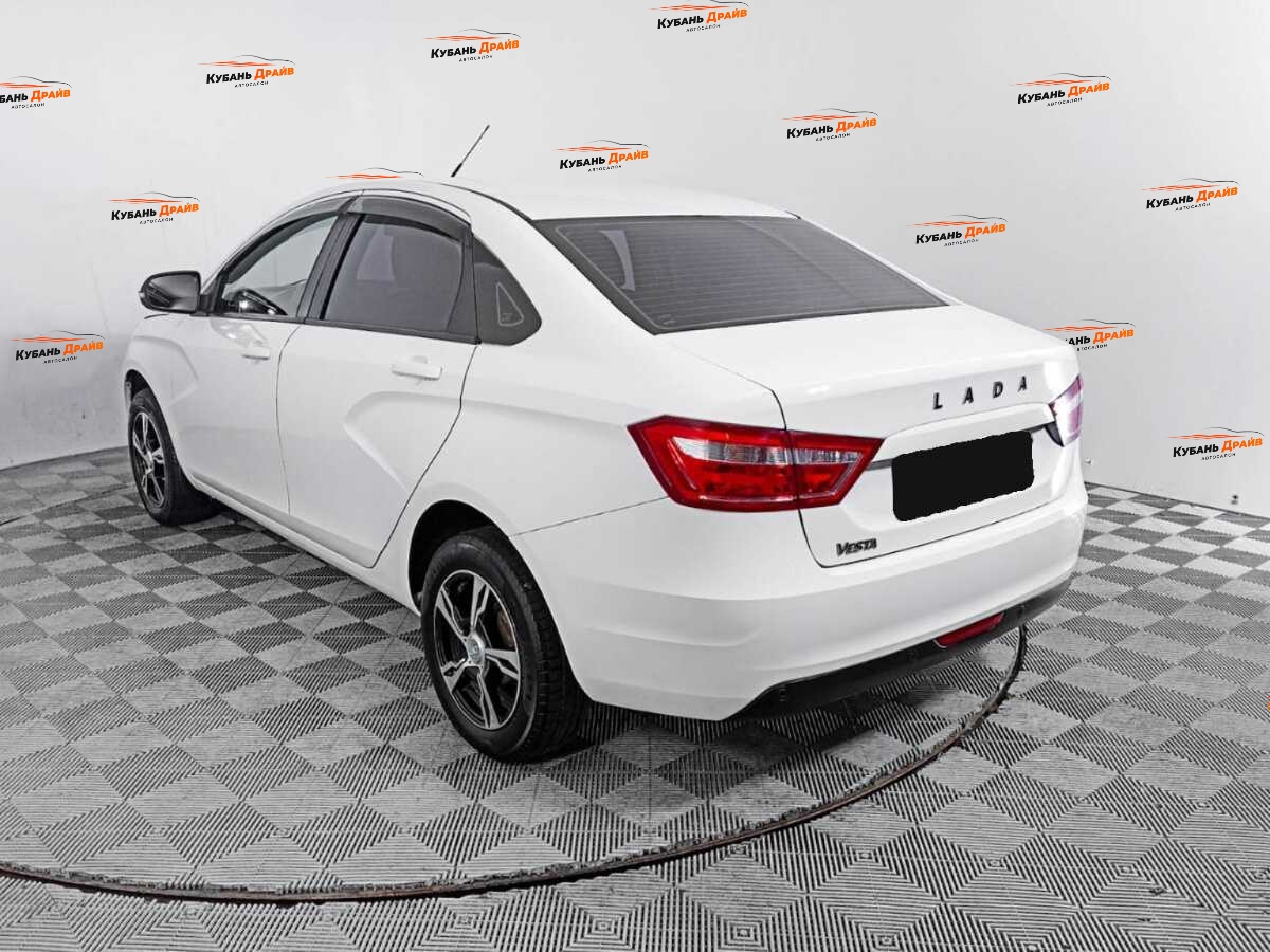 Lada (ВАЗ) Vesta 2017 года с пробегом. Фото: #6