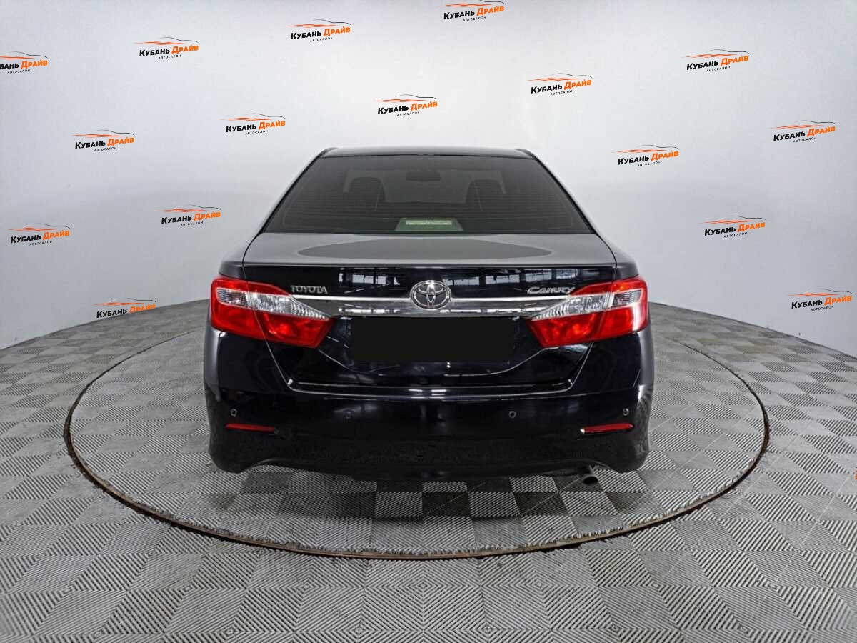 Toyota Camry 2012 года с пробегом. Фото: #5