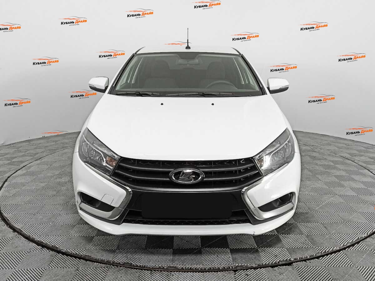 Lada (ВАЗ) Vesta 2021 года с пробегом. Фото: #1