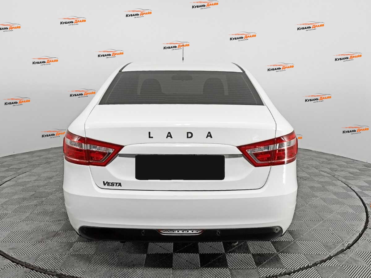 Lada (ВАЗ) Vesta 2021 года с пробегом. Фото: #4