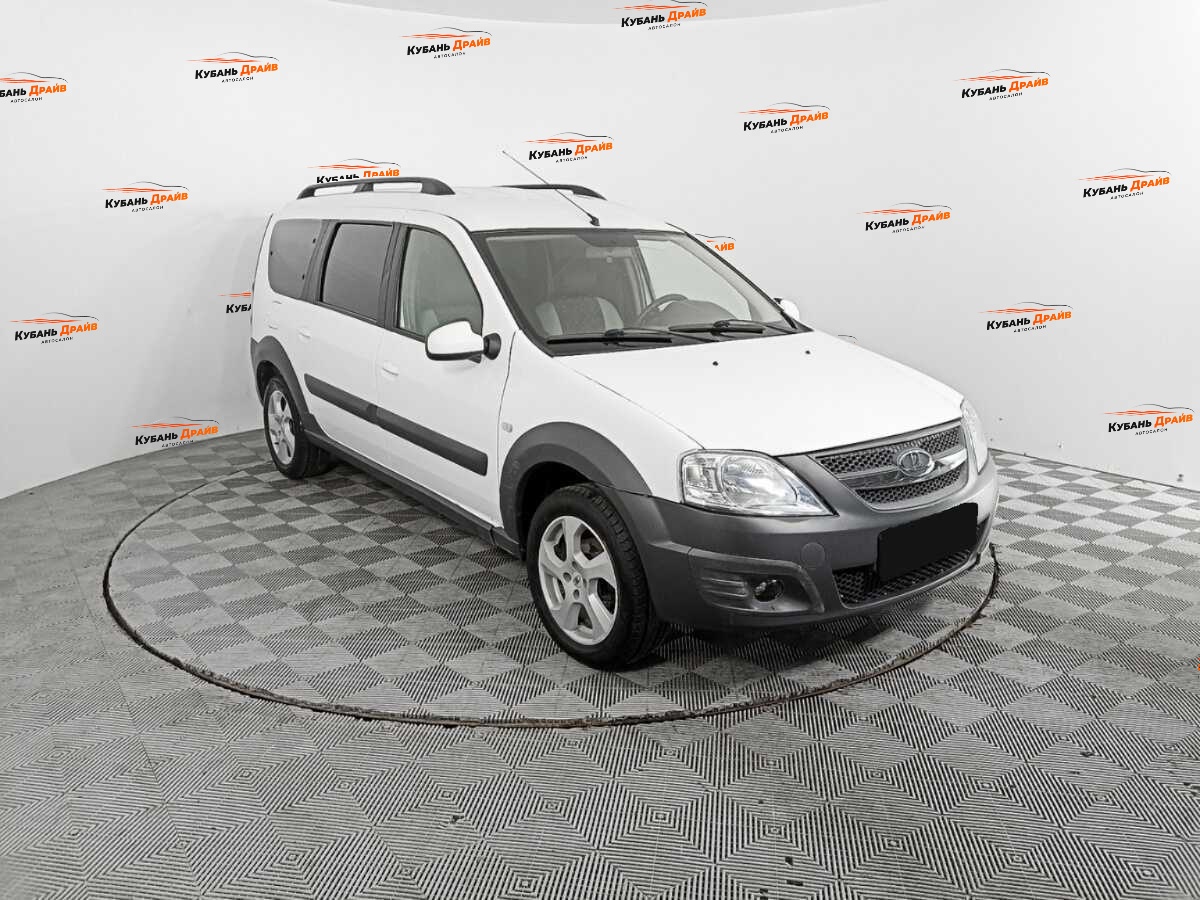 Lada (ВАЗ) Largus 2020 года с пробегом. Фото: #2