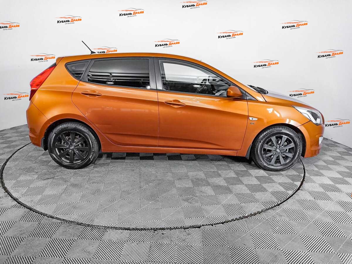 Hyundai Solaris 2014 года с пробегом. Фото: #3