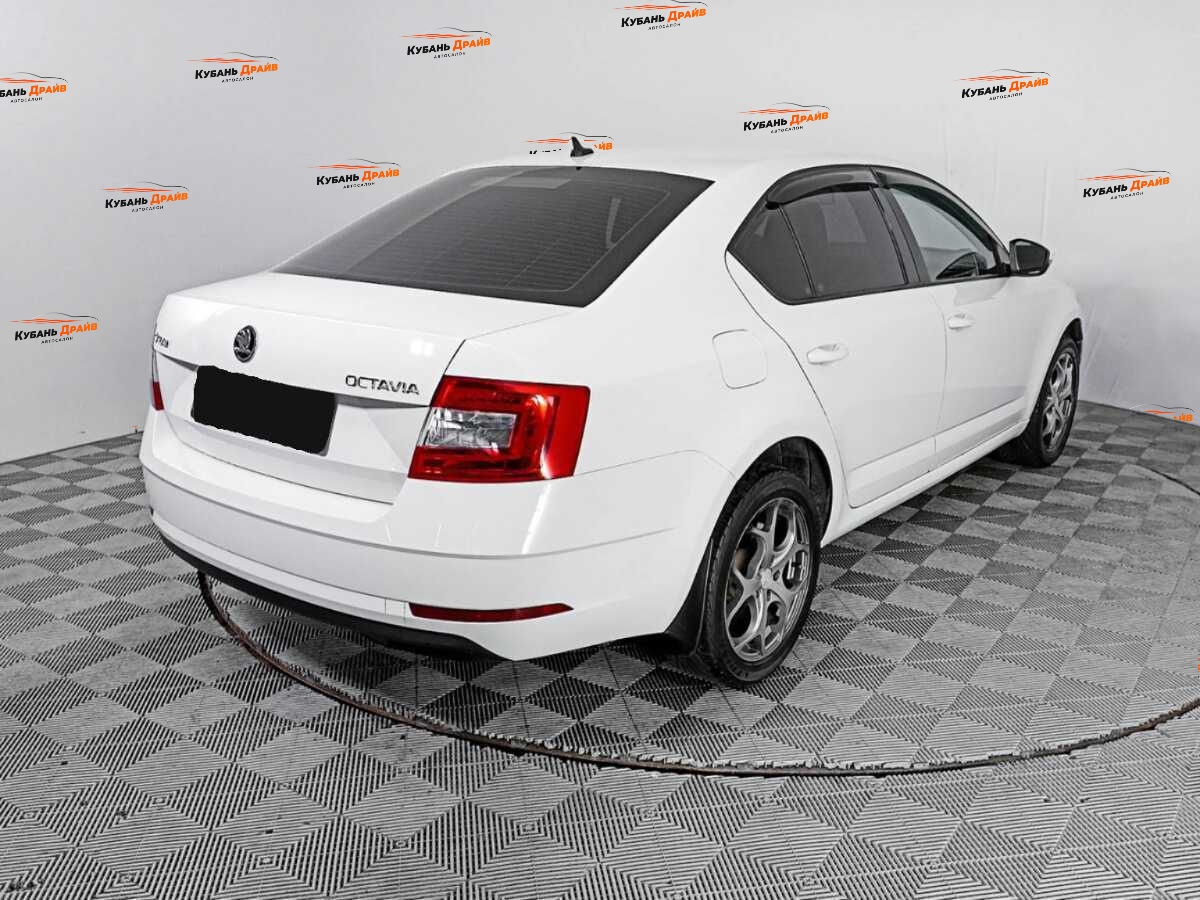 Skoda Octavia 2019 года с пробегом. Фото: #4