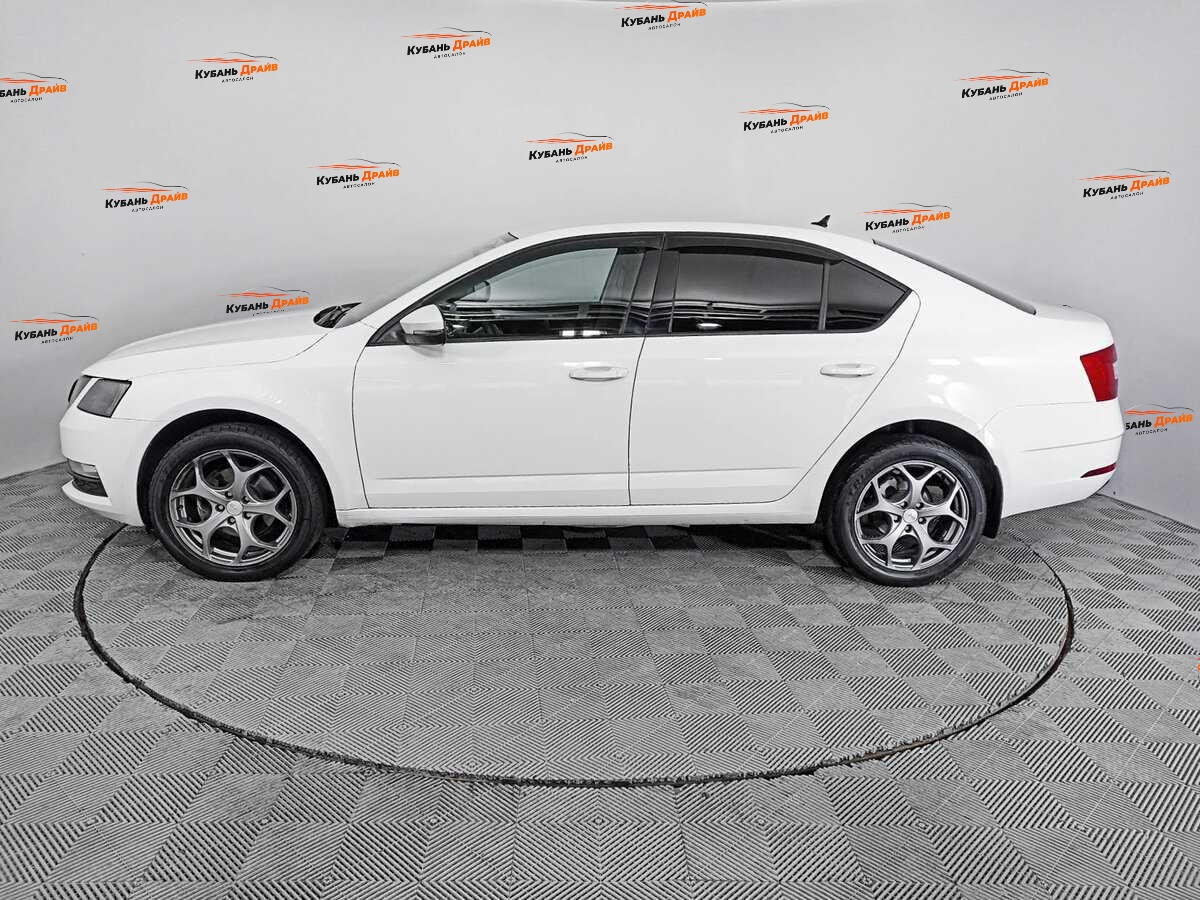 Skoda Octavia 2019 года с пробегом. Фото: #7
