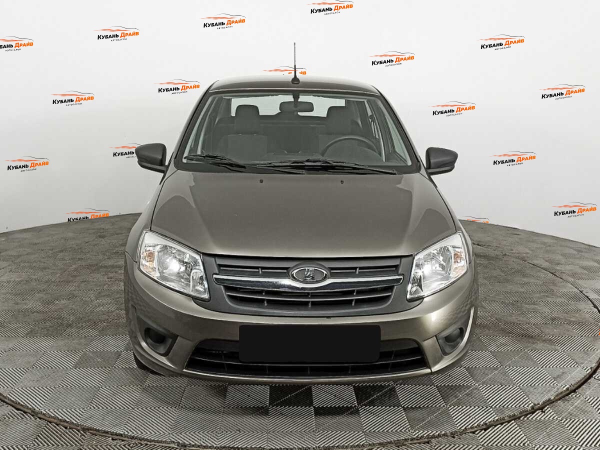 Lada (ВАЗ) Granta 2018 года с пробегом. Фото: #1