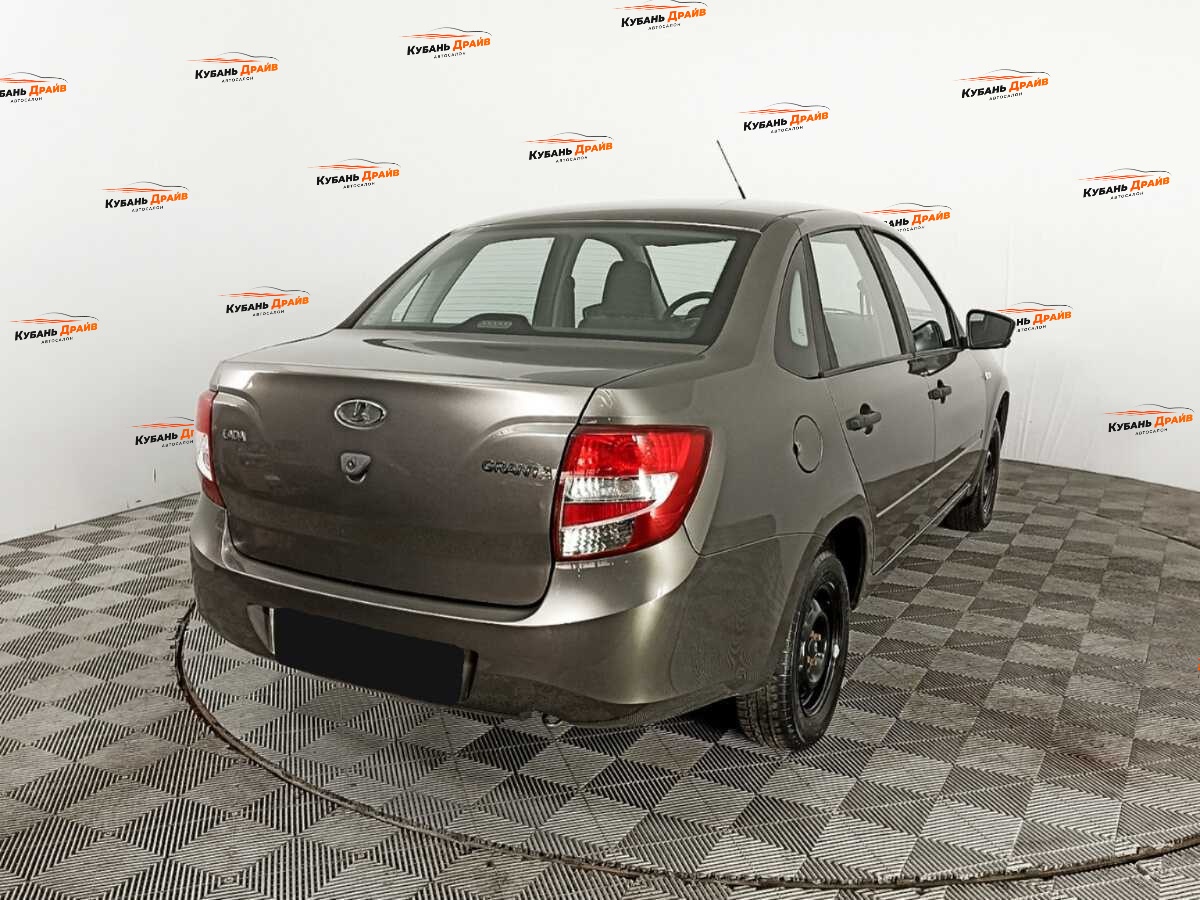Lada (ВАЗ) Granta 2018 года с пробегом. Фото: #4