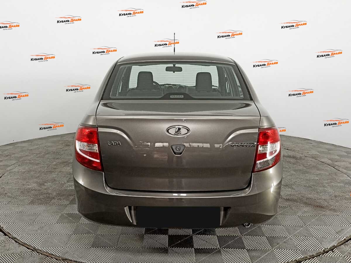 Lada (ВАЗ) Granta 2018 года с пробегом. Фото: #5