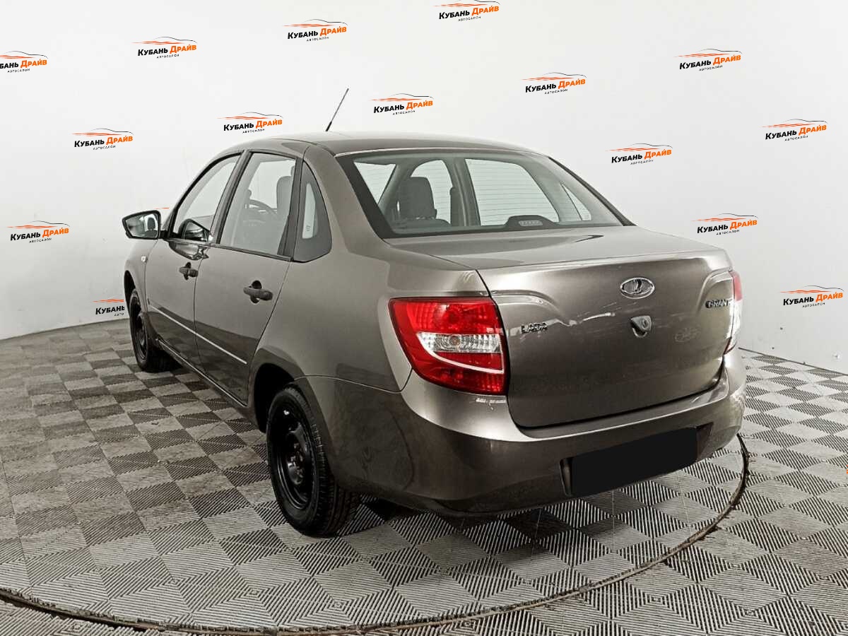 Lada (ВАЗ) Granta 2018 года с пробегом. Фото: #6