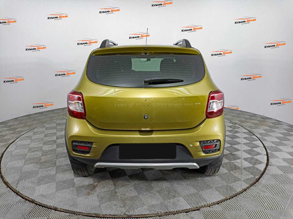 Renault Sandero 2017 года с пробегом. Фото: #5