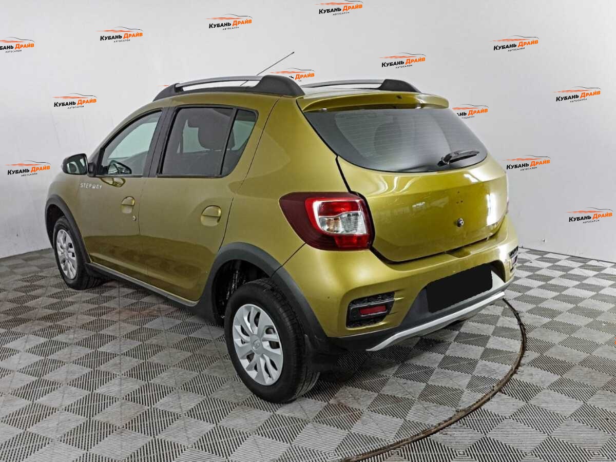 Renault Sandero 2017 года с пробегом. Фото: #6