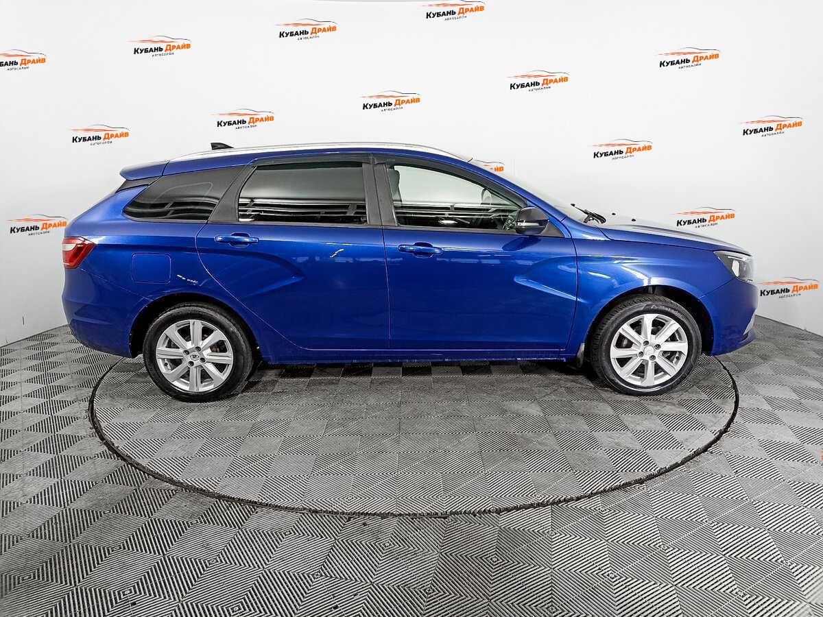 Lada (ВАЗ) Vesta 2021 года с пробегом. Фото: #3