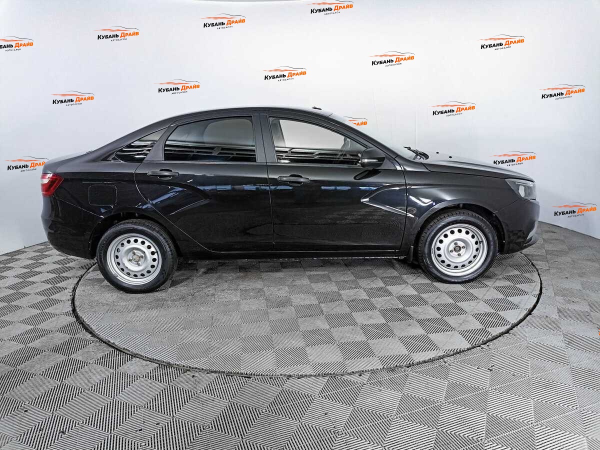 Lada (ВАЗ) Vesta 2017 года с пробегом. Фото: #3