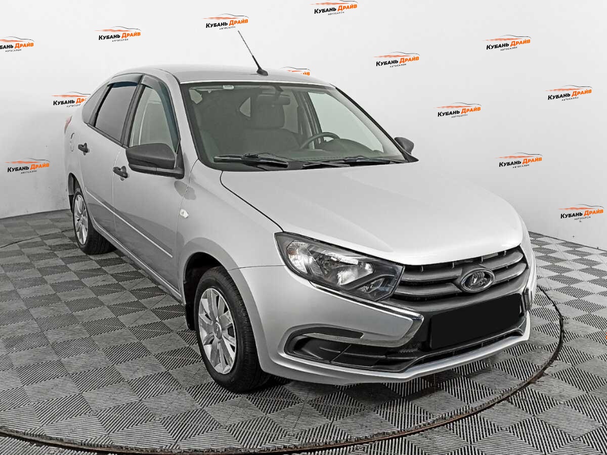 Lada (ВАЗ) Granta 2018 года с пробегом. Фото: #2