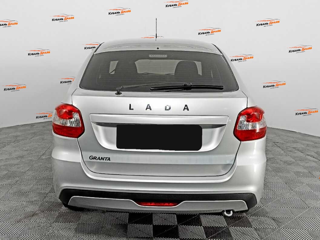 Lada (ВАЗ) Granta 2018 года с пробегом. Фото: #4