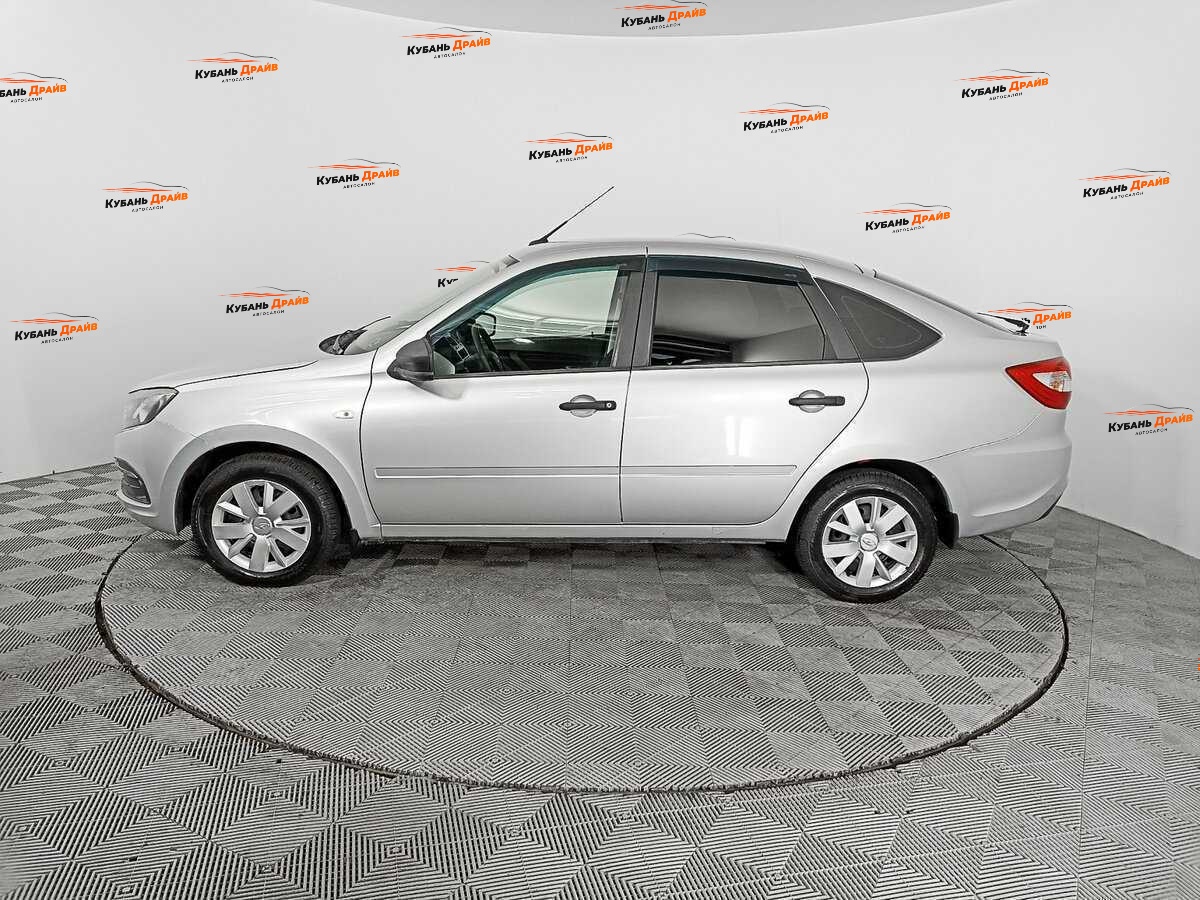 Lada (ВАЗ) Granta 2018 года с пробегом. Фото: #6