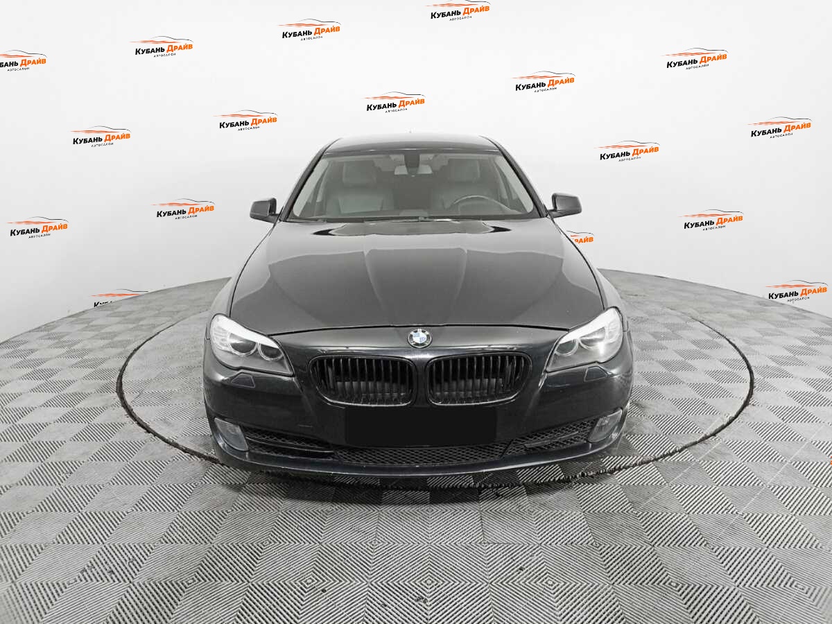 BMW 5 серии 2013 года с пробегом. Фото: #1