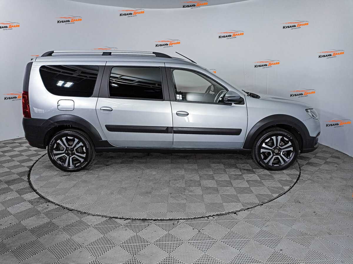 Lada (ВАЗ) Largus 2021 года с пробегом. Фото: #3