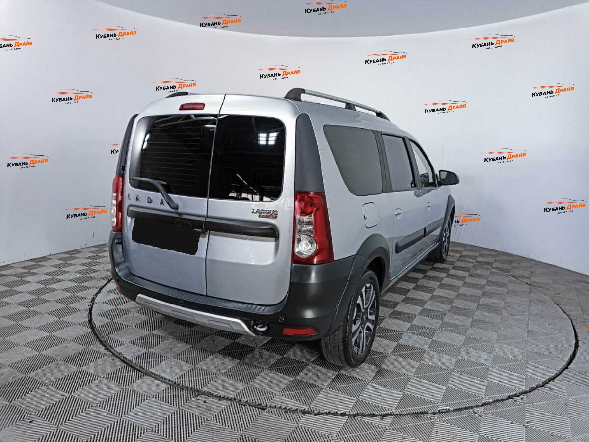 Lada (ВАЗ) Largus 2021 года с пробегом. Фото: #4