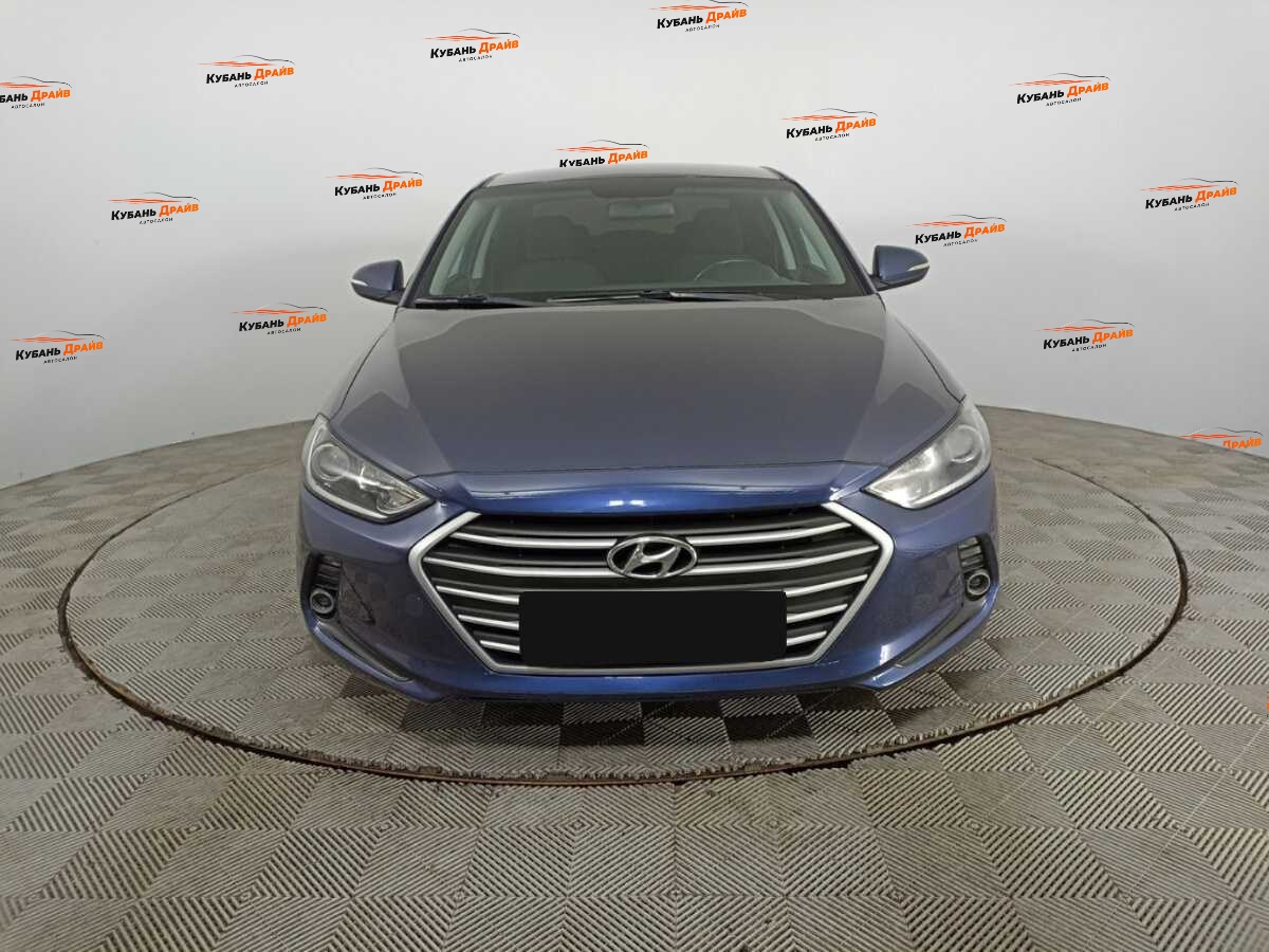 Hyundai Elantra 2018 года с пробегом. Фото: #1