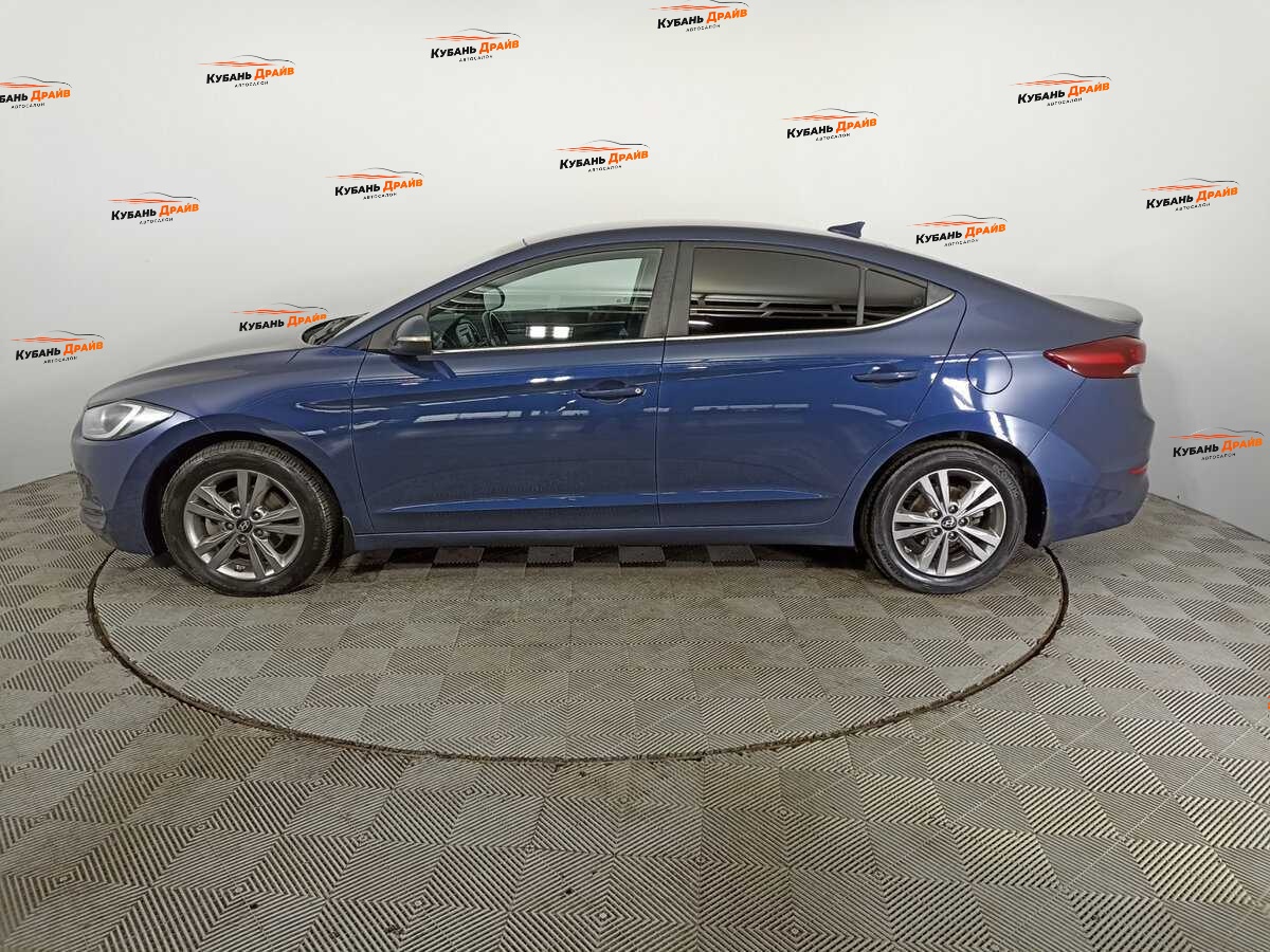 Hyundai Elantra 2018 года с пробегом. Фото: #7