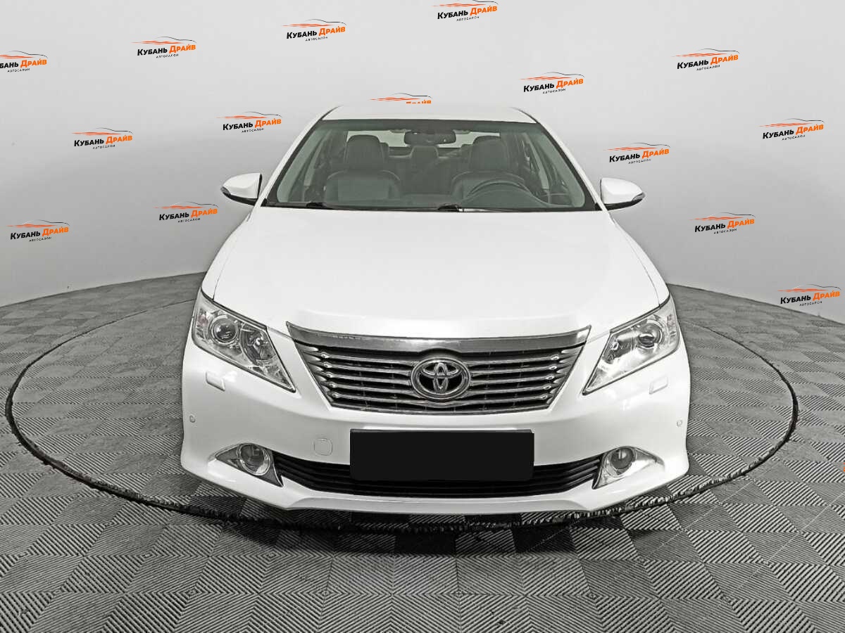 Toyota Camry 2014 года с пробегом. Фото: #1