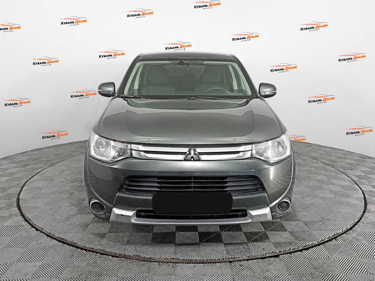 Mitsubishi Outlander 2014 года с пробегом. Фото: #1