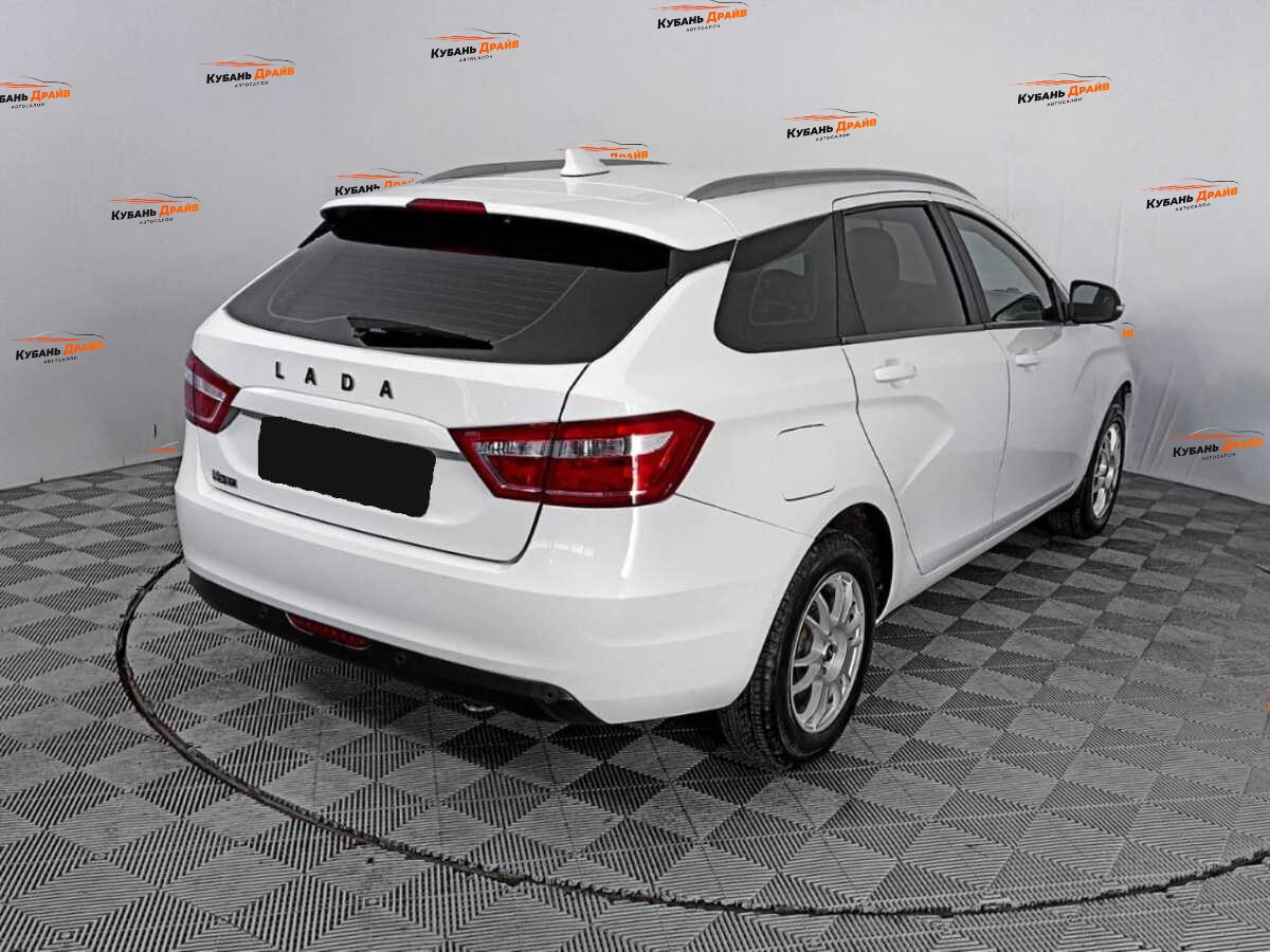 Lada (ВАЗ) Vesta 2021 года с пробегом. Фото: #4