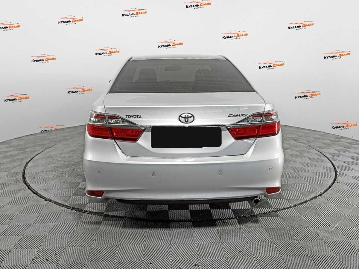 Toyota Camry 2015 года с пробегом. Фото: #4