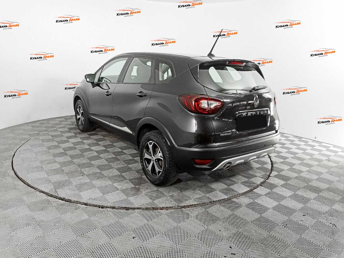 Renault Kaptur 2020 года с пробегом. Фото: #6