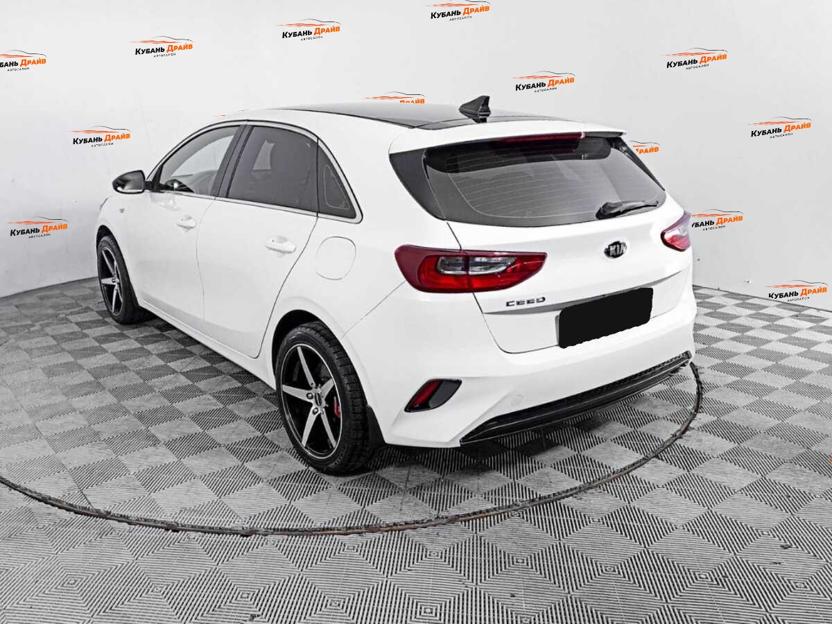 Kia Ceed 2018 года с пробегом. Фото: #6