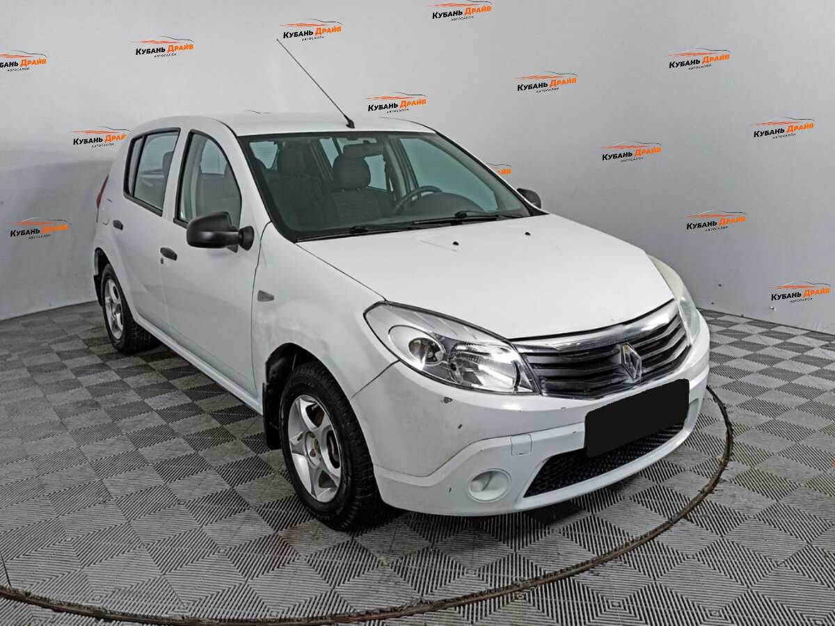 Renault Sandero 2014 года с пробегом. Фото: #2