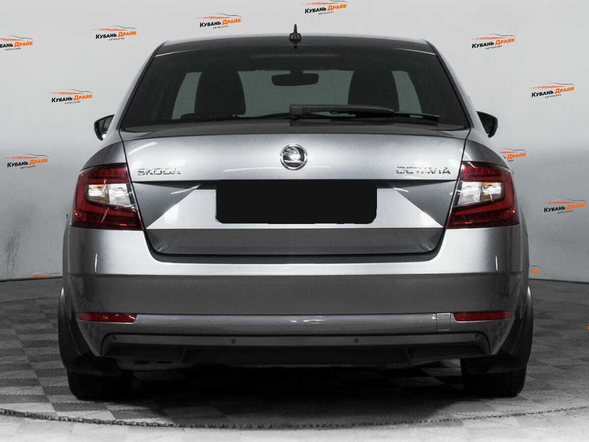 Skoda Octavia 2018 года с пробегом. Фото: #5