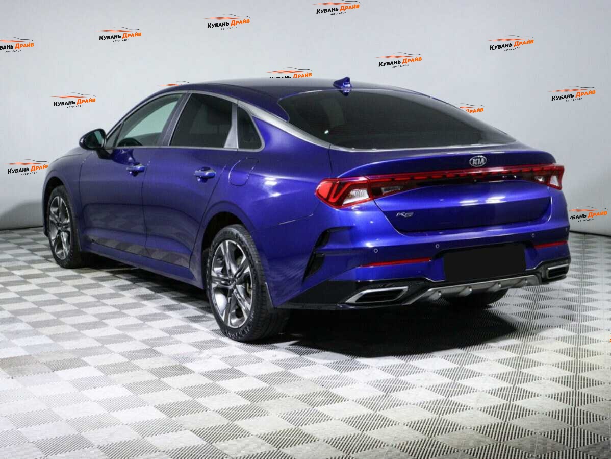 Kia K5 2021 года с пробегом. Фото: #5