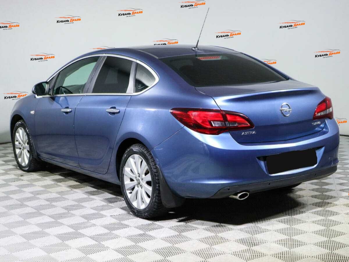 Opel Astra 2014 года с пробегом. Фото: #5
