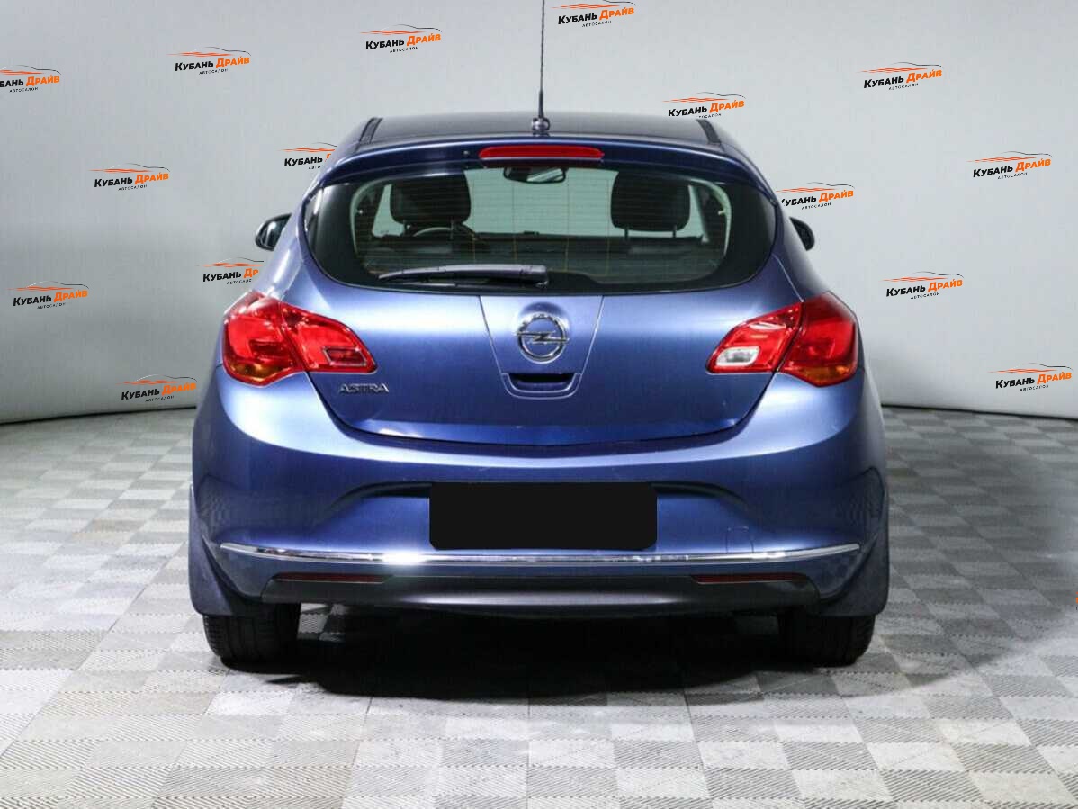 Opel Astra 2014 года с пробегом. Фото: #5