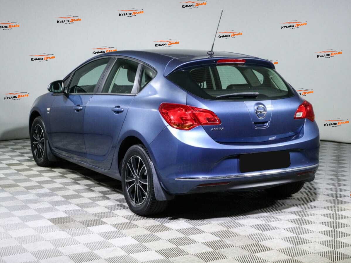 Opel Astra 2014 года с пробегом. Фото: #6