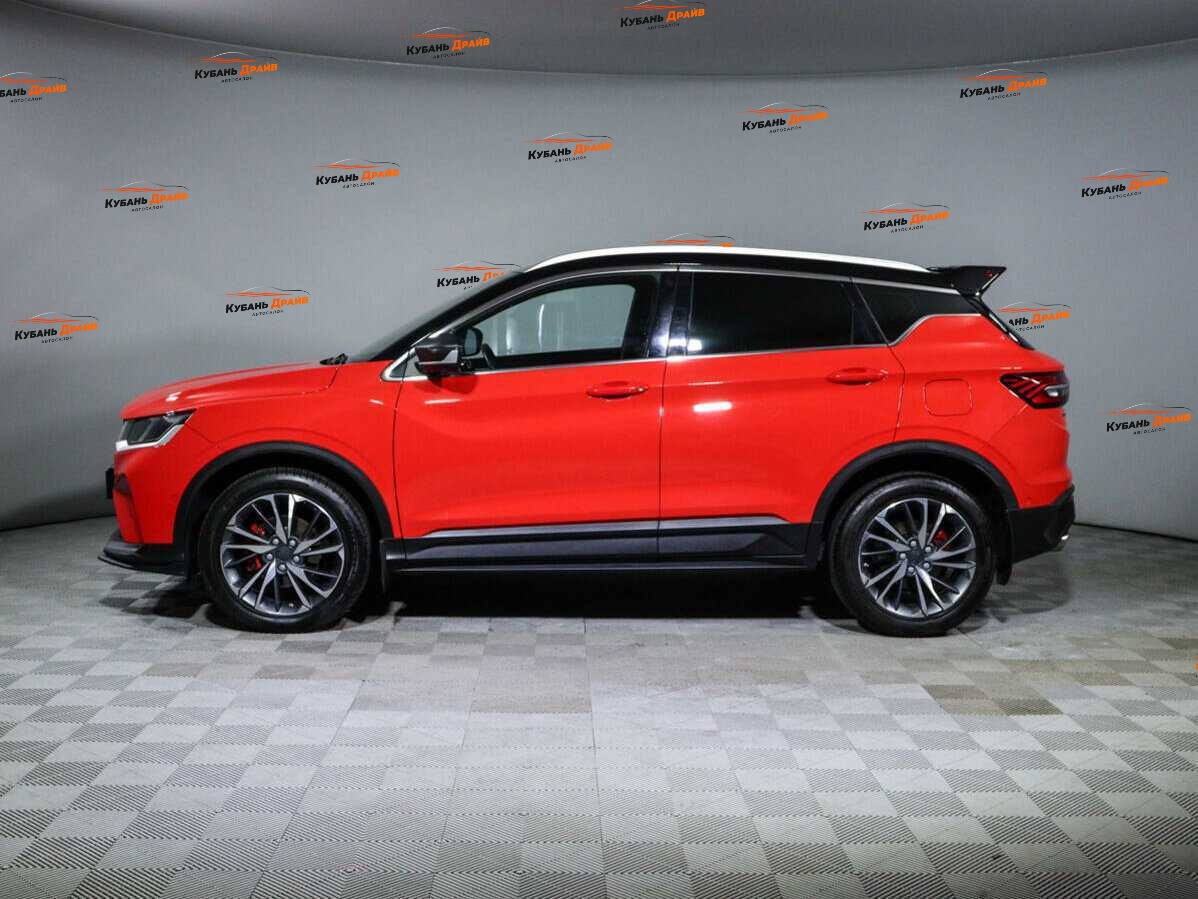 Geely Coolray 2022 года с пробегом. Фото: #7