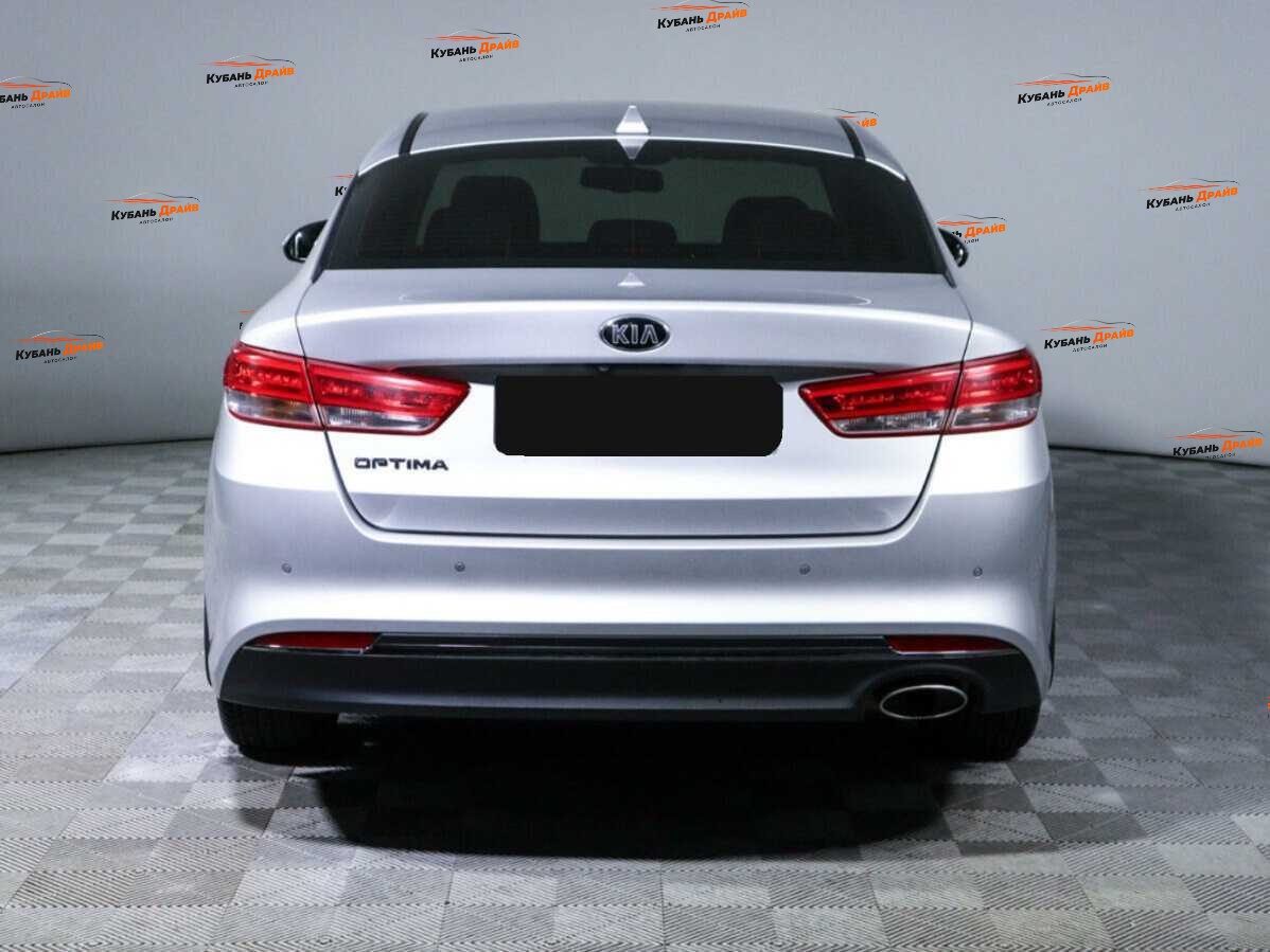 Kia Optima 2018 года с пробегом. Фото: #5