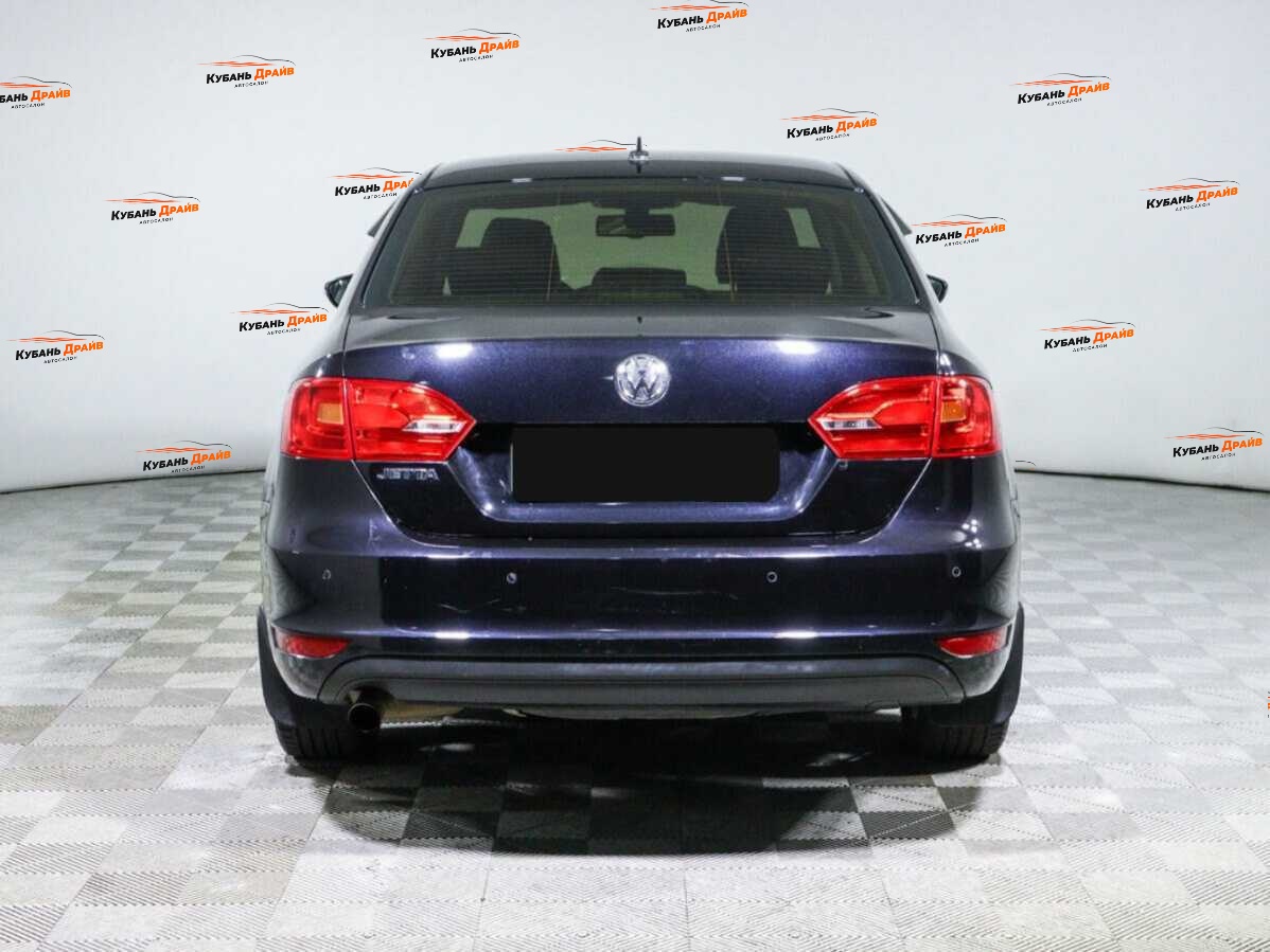 Volkswagen Jetta 2013 года с пробегом. Фото: #4