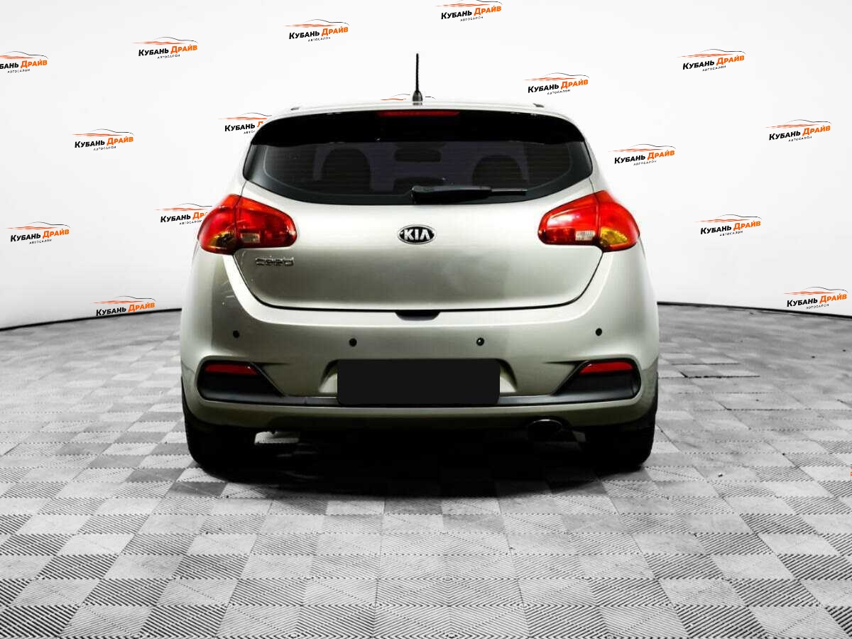 Kia Ceed 2014 года с пробегом. Фото: #5