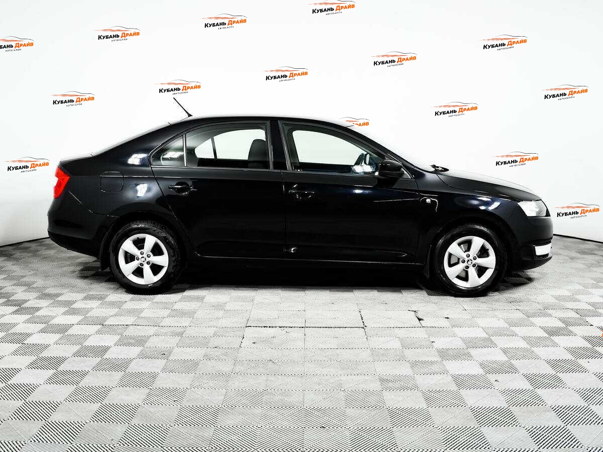 Skoda Rapid 2014 года с пробегом. Фото: #3
