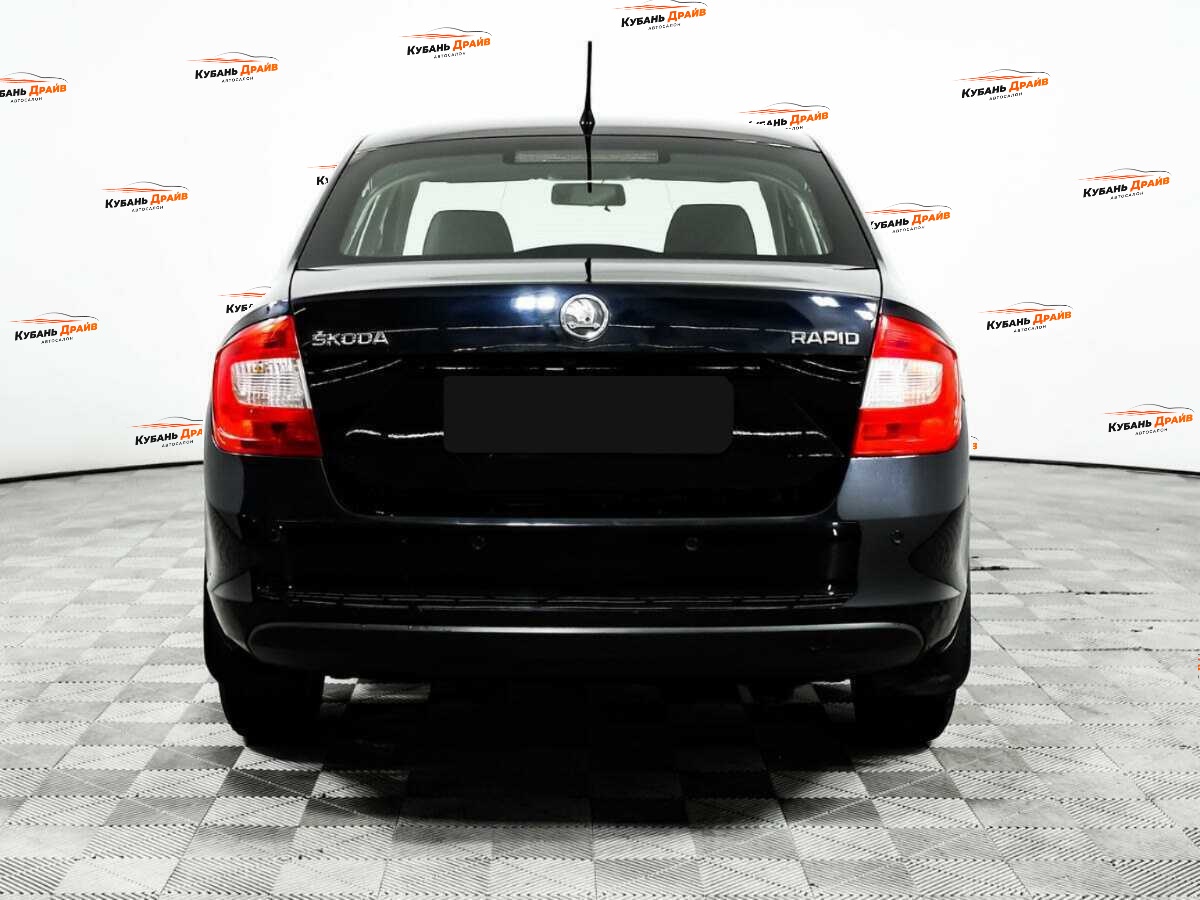 Skoda Rapid 2014 года с пробегом. Фото: #5